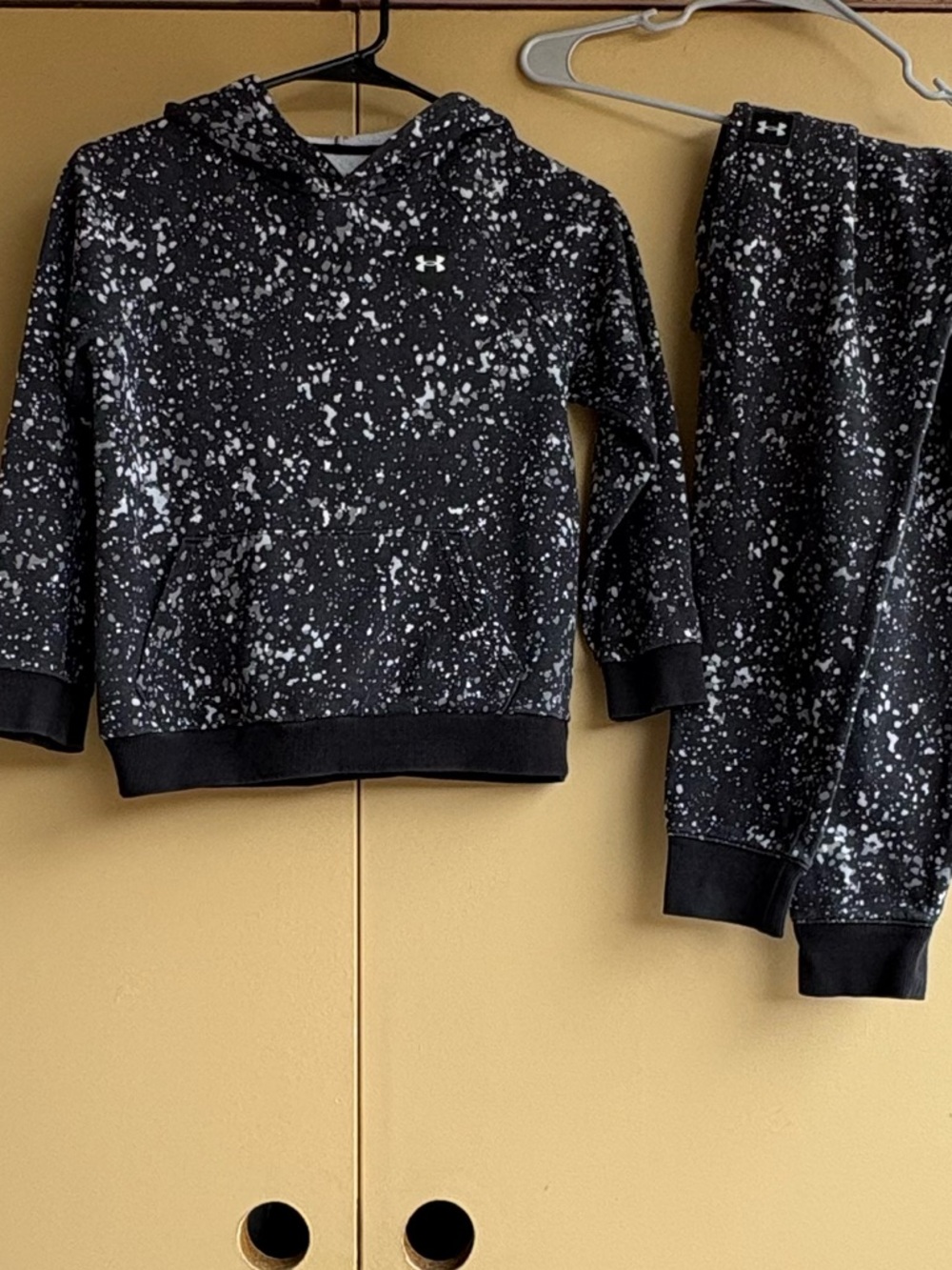 Under Armour boys matching set - Picture 3 of 4